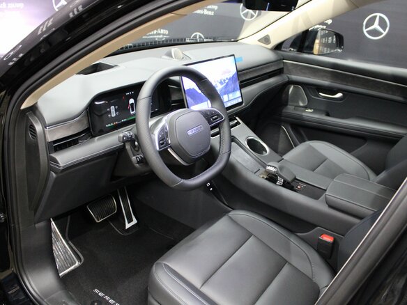 2024 Seres M5, чёрный - вид 11