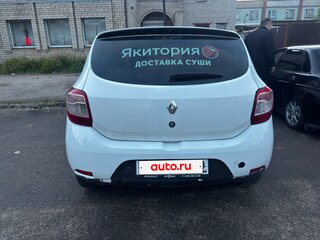 2017 Renault Sandero II, белый, 350000 рублей, вид 3