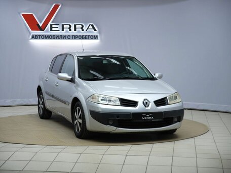 2006 Renault Megane II Рестайлинг, серый, 200000 рублей, вид 3