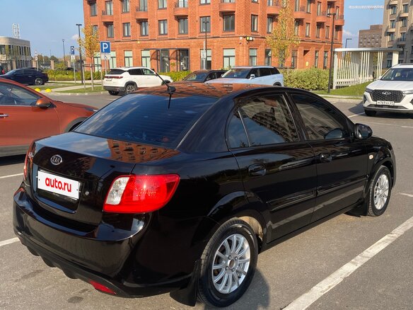 2011 Kia Rio II Рестайлинг, чёрный, 420000 рублей - вид 5
