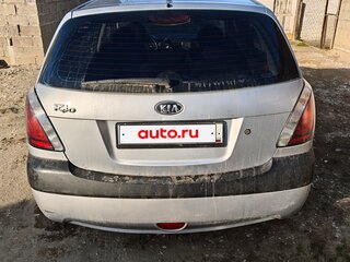 2005 Kia Rio II, серебристый, 330000 рублей, вид 4