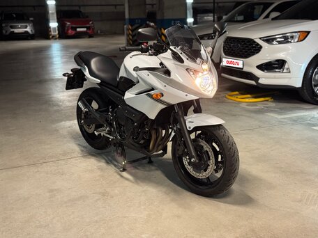 2012 Yamaha XJ6 (FZ6R), белый, 750000 рублей, вид 1