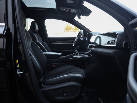 2024 Geely Monjaro I, чёрный, 3399777 рублей - вид 31