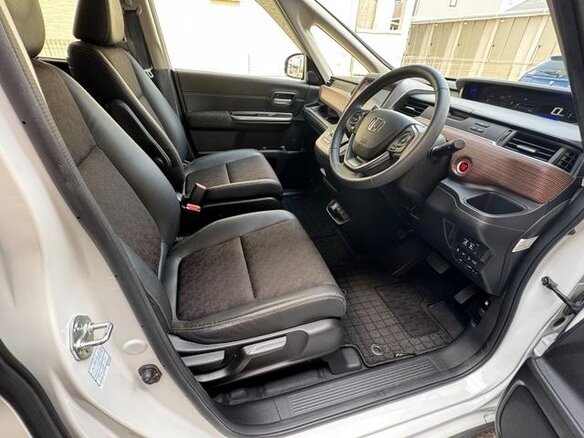2020 Honda Freed II Рестайлинг, белый, 1205000 рублей - вид 8