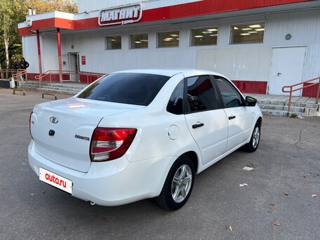 2017 Lada (ВАЗ) Granta I, белый, 390000 рублей, вид 4