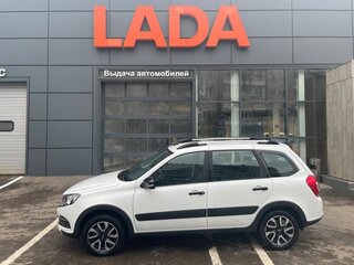 2026 Lada (ВАЗ) Granta Cross I Рестайлинг, белый, 1226000 рублей, вид 5