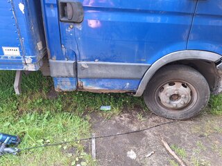 2008 Iveco Daily, синий, 650000 рублей, вид 3