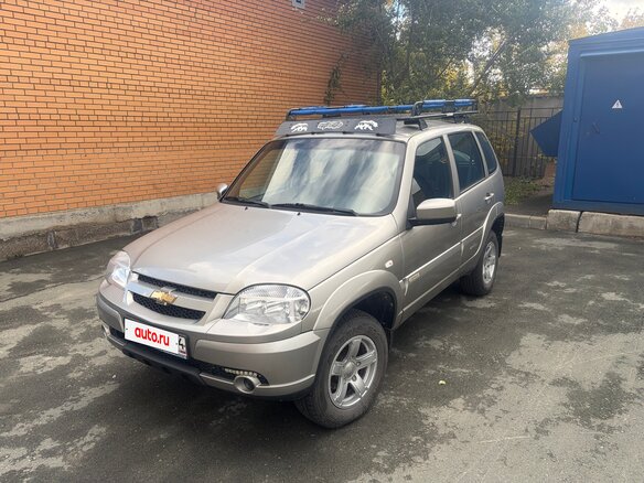 2016 Chevrolet Niva I Рестайлинг, серый, 850000 рублей