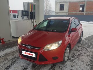 2011 Ford Focus III, красный, 570000 рублей, вид 3