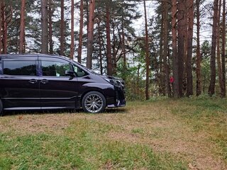 2019 Toyota Noah III (R80) Рестайлинг, фиолетовый, 2790000 рублей, вид 3