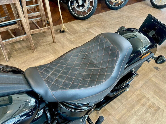 2019 Harley-Davidson Low Rider, чёрный, 1950000 рублей - вид 12