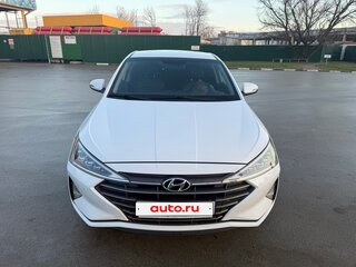 2019 Hyundai Elantra VI (AD), белый, 1750000 рублей, вид 1