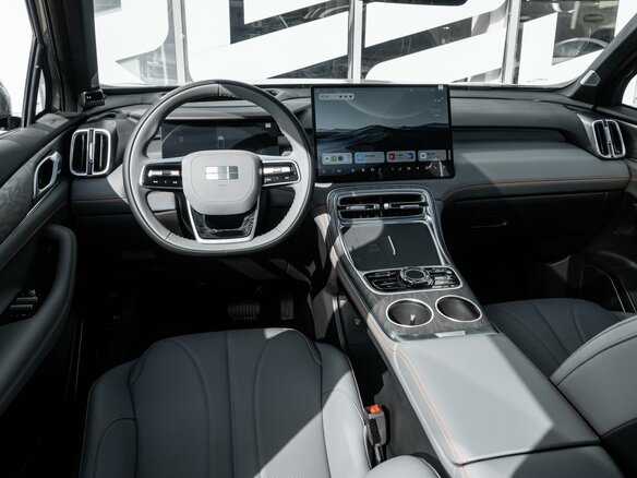 2026 Geely Galaxy M7, серый, 3832500 рублей - вид 5