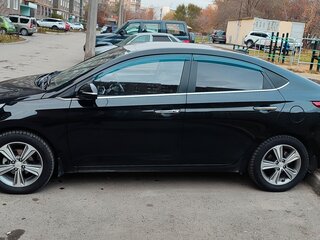 2017 Hyundai Solaris II, чёрный, 1040000 рублей, вид 5