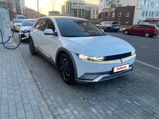 2023 Hyundai IONIQ 5 Standard Range I, белый, 2100000 рублей, вид 3