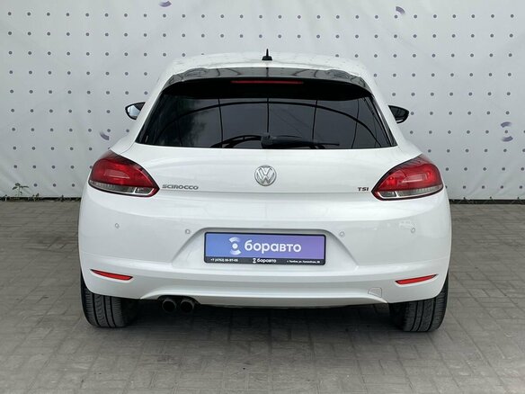 2011 Volkswagen Scirocco III, белый, 700000 рублей - вид 6