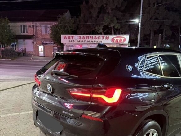 2020 BMW X2 sDrive18i I (F39), чёрный, 2330000 рублей - вид 2