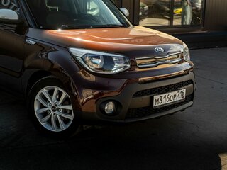 2018 Kia Soul II Рестайлинг, коричневый, 1550000 рублей, вид 4