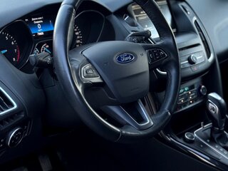 2017 Ford Focus III Рестайлинг, бежевый, 1300000 рублей, вид 5