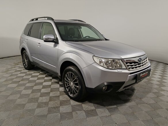 2012 Subaru Forester III Рестайлинг, серебристый, 1099000 рублей - вид 2