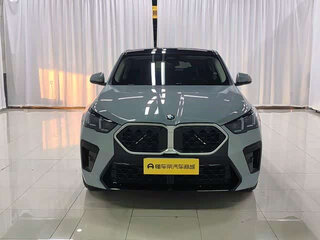 2025 BMW X2 sDrive25i II (U10), серебристый, 4465000 рублей, вид 2