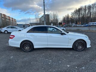 2012 Mercedes-Benz E-Класс 200 7G-Tronic IV (W212, S212, C207), белый, 1350000 рублей, вид 2