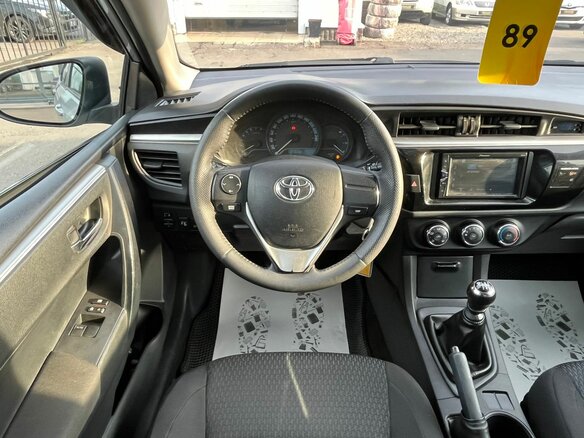2014 Toyota Corolla XI (E160, E170, E180), серебристый - вид 19