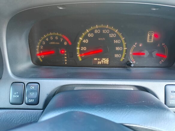 2002 Honda Odyssey II Рестайлинг, белый, 900000 рублей - вид 8
