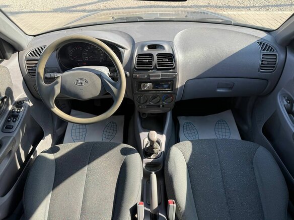 2007 Hyundai Accent ТагАЗ II, серый, 420000 рублей - вид 12