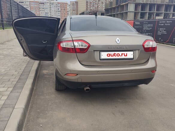2010 Renault Fluence I, бежевый, 648000 рублей - вид 5