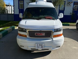 2013 GMC Savana I Рестайлинг, белый, 4000000 рублей, вид 1