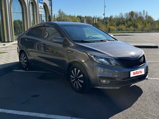 2015 Kia Rio III, серый, 888000 рублей, вид 3