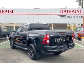 2024 Toyota Hilux VIII Рестайлинг 2, чёрный, 4640000 рублей, вид 4