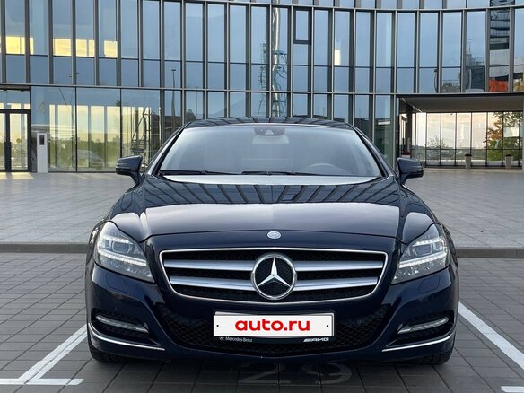 2013 Mercedes-Benz CLS 350 II (C218), синий, 1680000 рублей - вид 2