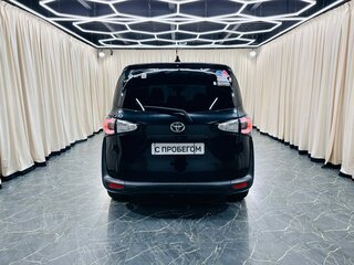 2016 Toyota Sienta II, чёрный, 1379000 рублей, вид 5