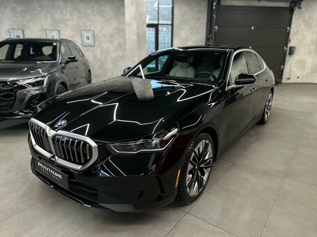BMW 5 серии VIII (G60/G61/G68)