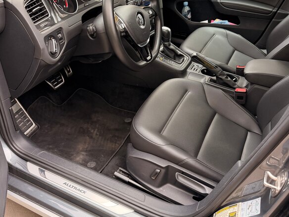 2019 Volkswagen Golf Alltrack VII Рестайлинг, серый, 2240000 рублей - вид 9