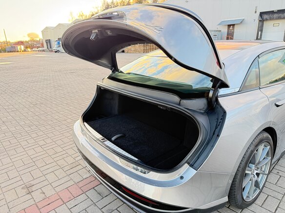 2022 Lucid Air Grand Touring, серый, 5700000 рублей - вид 31