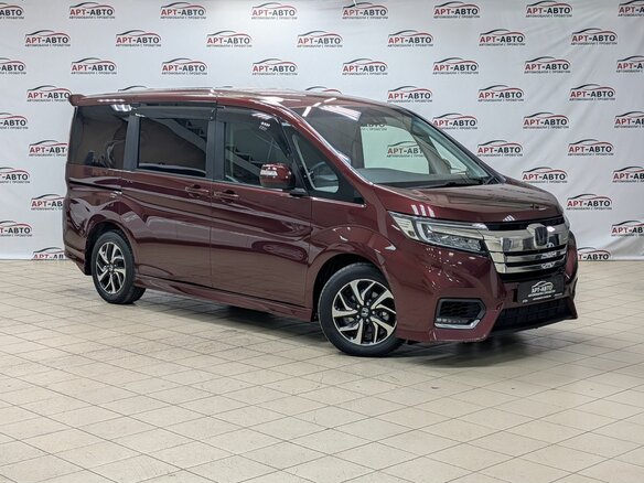2018 Honda Stepwgn Spada V Рестайлинг, красный, 2599000 рублей - вид 2