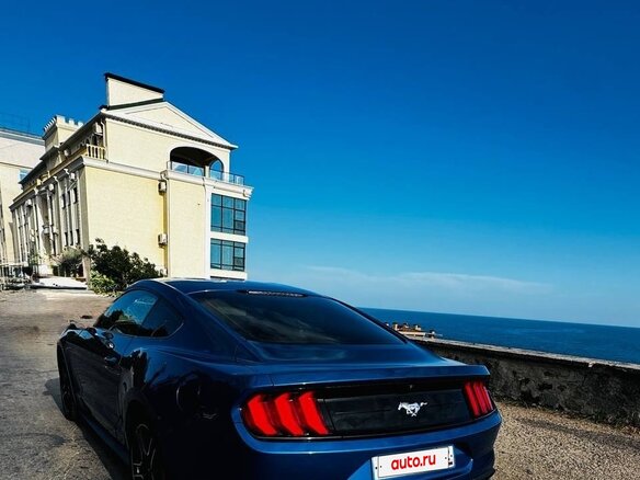 2018 Ford Mustang VI Рестайлинг, синий, 2000000 рублей - вид 14