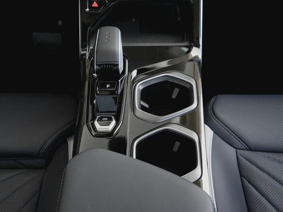 2026 Geely Atlas II, синий, 4078840 рублей - вид 13