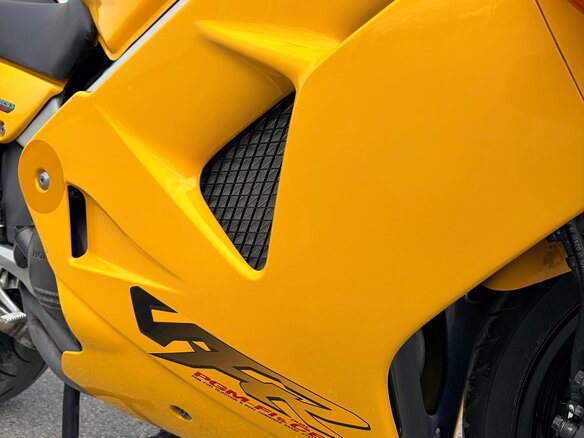 1999 Honda VFR 800, жёлтый - вид 6