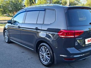 2018 Volkswagen Touran II, серый, 1510000 рублей, вид 2