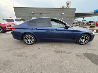 2019 BMW 5 серии 520d xDrive VII (G30/G31/G38), синий, 3750000 рублей, вид 3