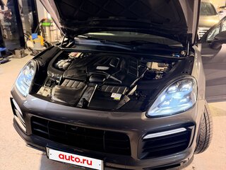 2020 Porsche Cayenne S III, серый, 6300000 рублей, вид 4