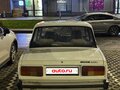 1999 Lada (ВАЗ) 2105, белый, 115000 рублей - вид 1