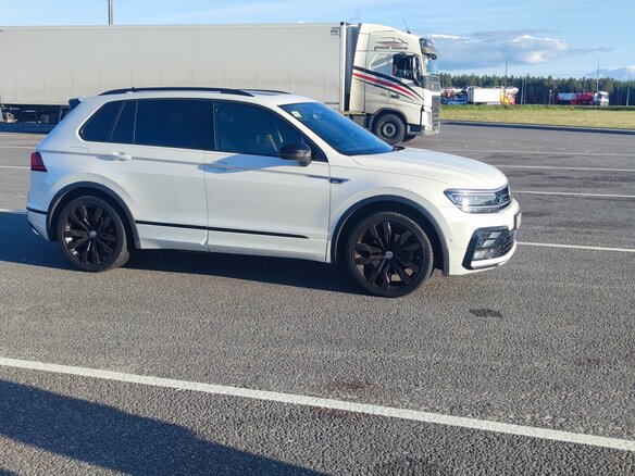 2019 Volkswagen Tiguan II, белый, 3500000 рублей - вид 3