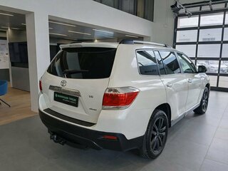 2012 Toyota Highlander II (XU40) Рестайлинг, белый, 1319000 рублей, вид 4