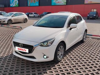 2015 Mazda Demio IV (DJ), белый, 970000 рублей, вид 1