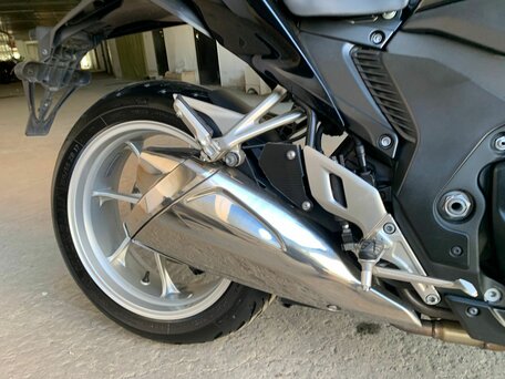 2013 Honda VFR 1200, чёрный, 730000 рублей, вид 3
